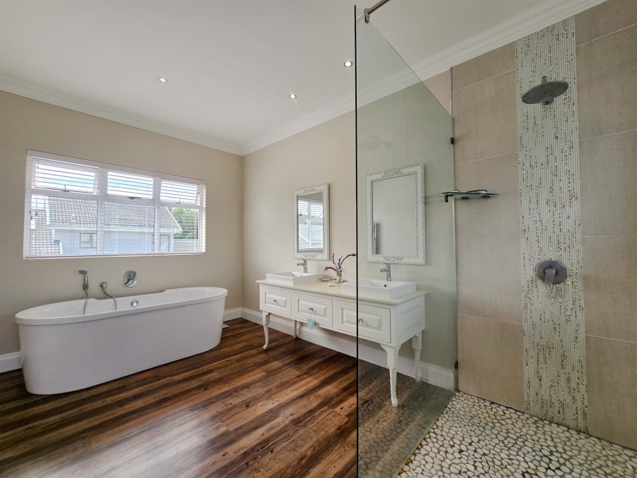 4 Bedroom Property for Sale in Selborne Eastern Cape